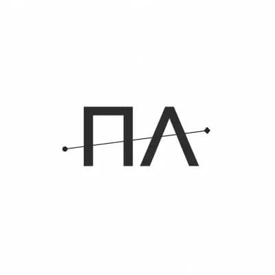 Тату эскиз: Конструкция: Сами буквы П и А делаются жирным, строгим печатным шрифтом (без засечек).Геометрический элемент: Через каждую букву горизонтально или по диагонали проходит идеально прямая тонкая линия. На конце линии у одного человека может быть маленькая черная точка, а у другого — минималистичный ромб.
