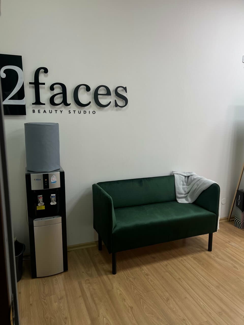 2Faces