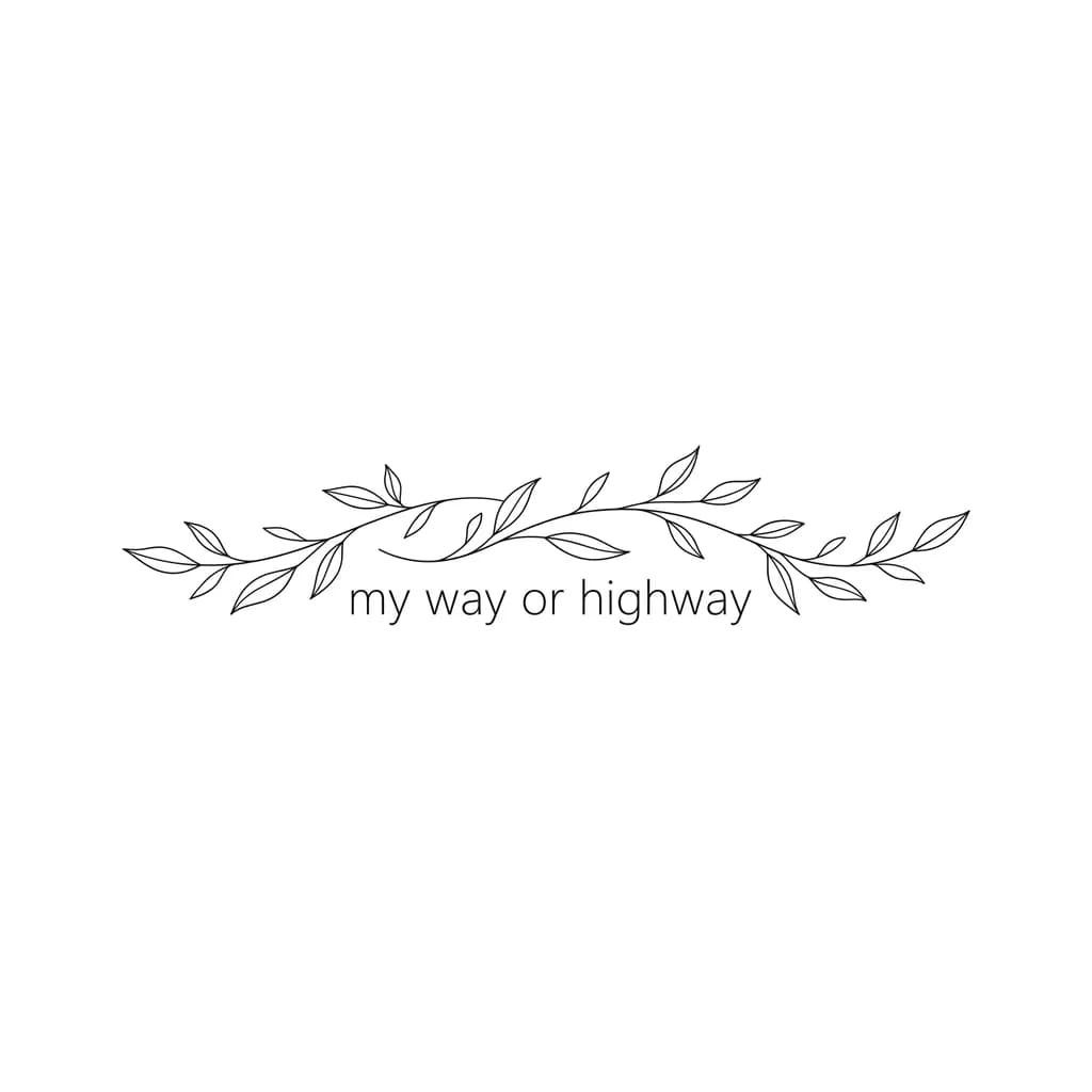 Тату эскиз: Написать фразу под локтевым сгибом внутренней части руки параллельно сгибу логтя в одну строчку