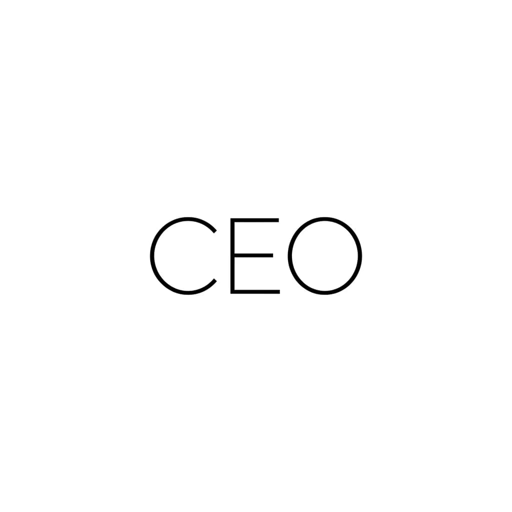 Тату эскиз: Надпись CEO аккуратным строгим стильным шрифтом на внутреннюю часть предплечия
Только надпись, без лишних рисунков вокруг шрифт строгий без полых частей